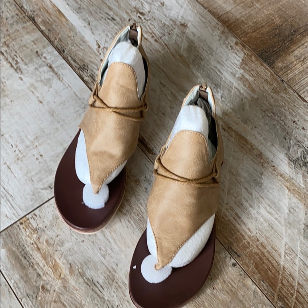 light coffee colored sandals